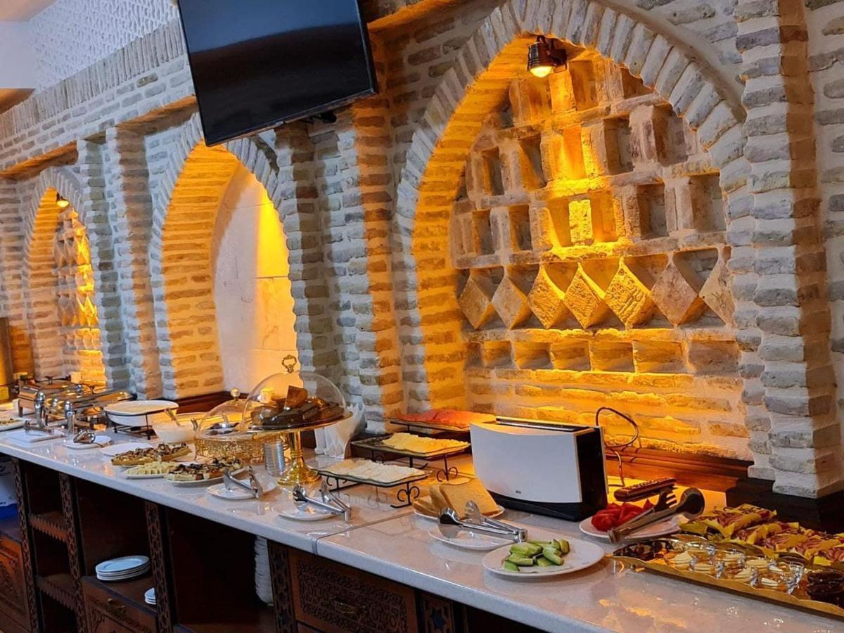 Royal Bukhara Hotel Luaran gambar
