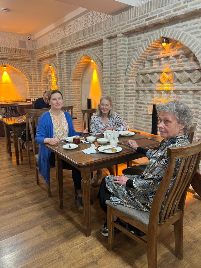 Royal Bukhara Hotel Luaran gambar