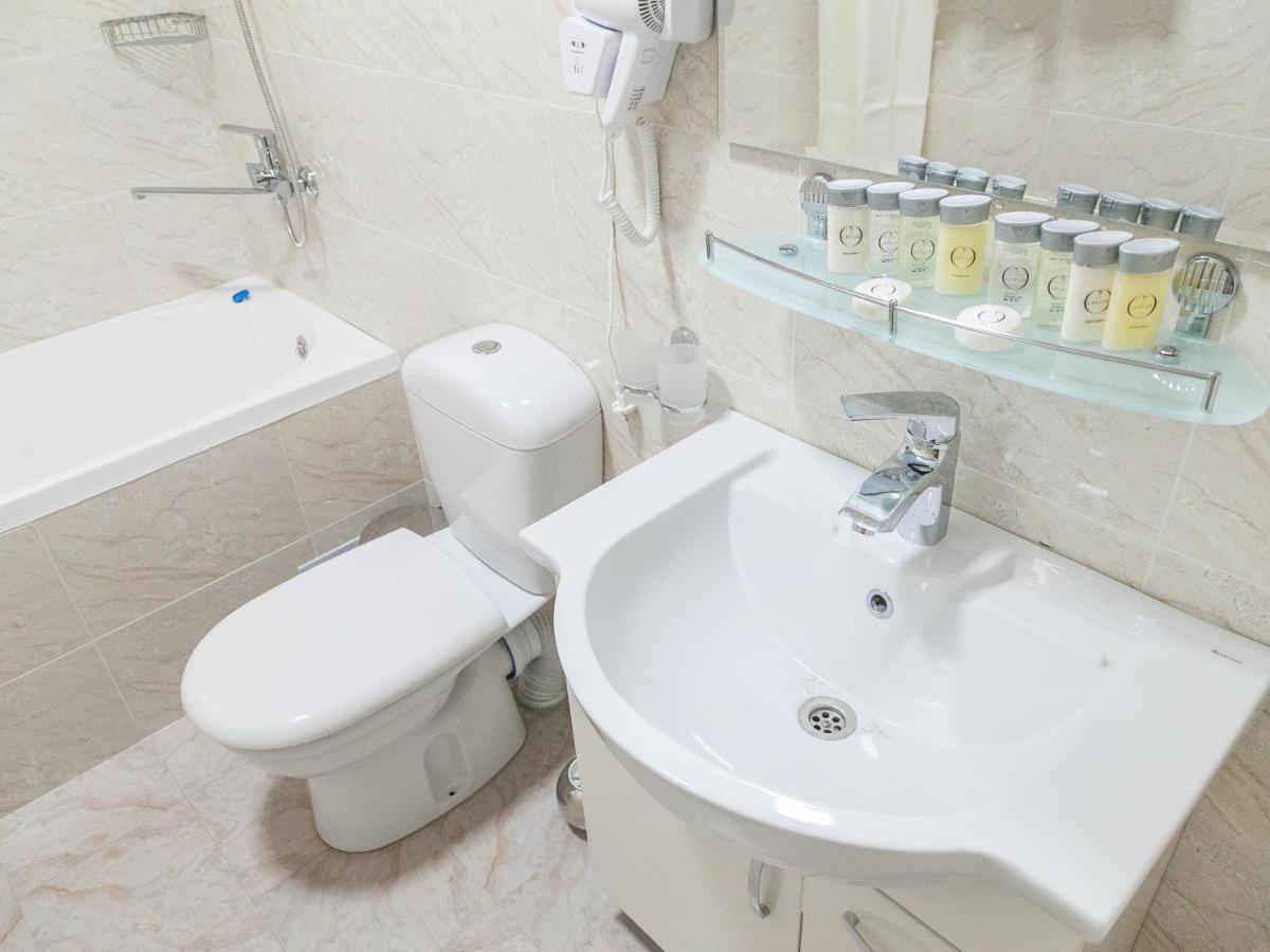 Royal Bukhara Hotel Luaran gambar