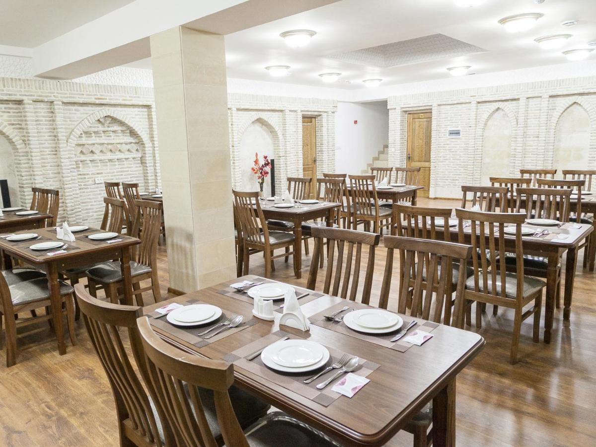 Royal Bukhara Hotel Luaran gambar